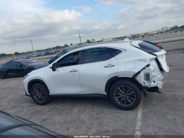 JTJADCAZ1S2022956 Lexus NX 250