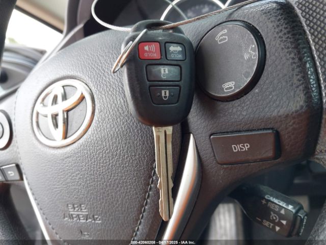 5YFBURHE1GP429410 Toyota COROLLA LE
