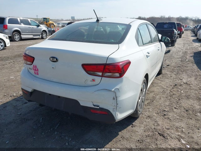 3KPA24AB2KE241607 KIA RIO S