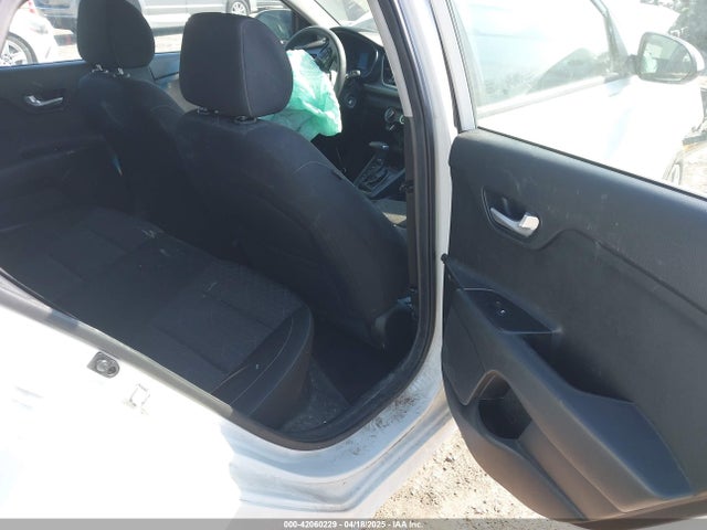3KPA24AB2KE241607 KIA RIO S