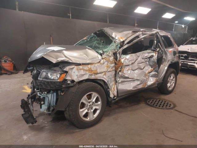 1C4RJFAG8GC332764 Jeep Grand Cherokee Laredo
