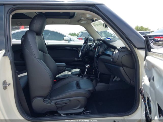 2019 MINI HARDTOP WMWXP7C5XK2A53483 Photo 4