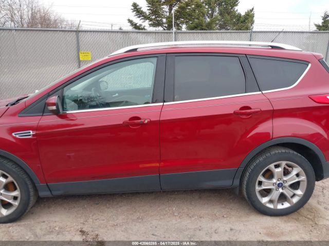 1FMCU9J9XEUB69957 Ford Escape Titanium