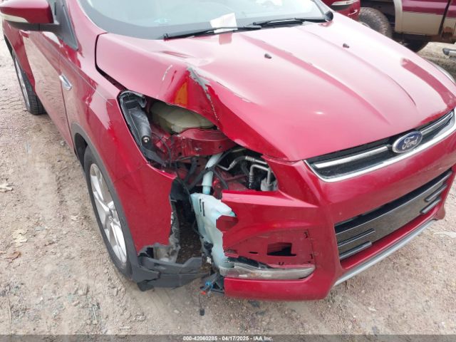 1FMCU9J9XEUB69957 Ford Escape Titanium