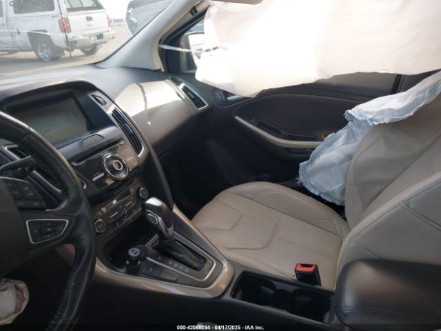 1FADP3J20GL289152 Ford Focus Titanium