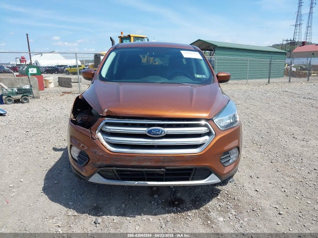 1FMCU9GD0HUD45415 Ford ESCAPE SE