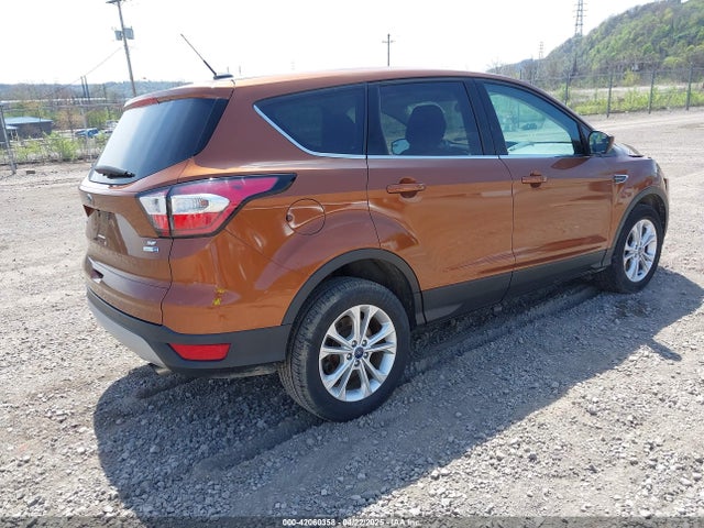 1FMCU9GD0HUD45415 Ford ESCAPE SE