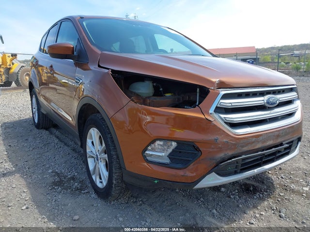 1FMCU9GD0HUD45415 Ford ESCAPE SE