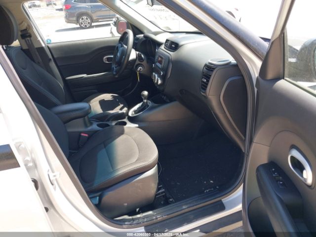 KNDJN2A25F7796066 KIA Soul