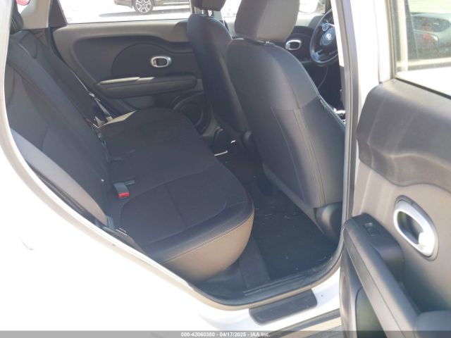 KNDJN2A25F7796066 KIA Soul