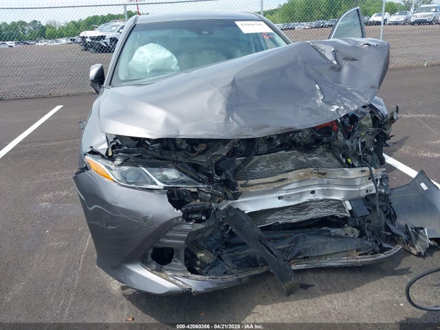 4T1B11HK0JU589901 Toyota CAMRY LE