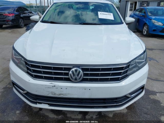 1VWBT7A39HC032664 Volkswagen Passat 1.8t Se