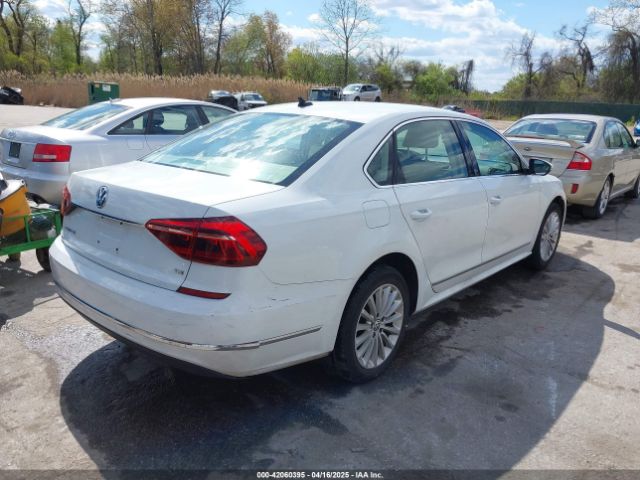 1VWBT7A39HC032664 Volkswagen Passat 1.8t Se