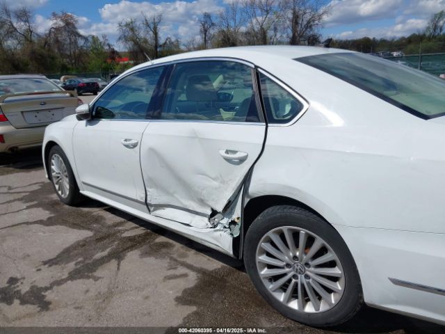 1VWBT7A39HC032664 Volkswagen Passat 1.8t Se