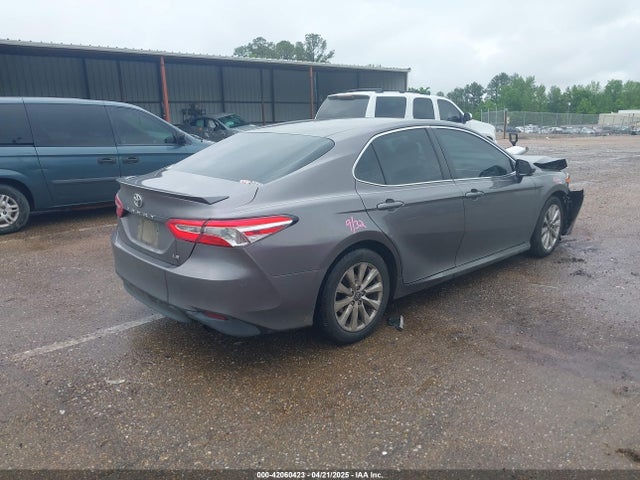 4T1B11HK5JU527961 Toyota CAMRY LE