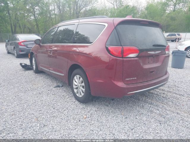 2017 CHRYSLER PACIFICA 2C4RC1BG6HR509476 Photo 2