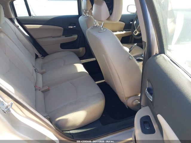 Chrysler 200 Touring 2014 1C3CCBBB7EN117992 Image 8