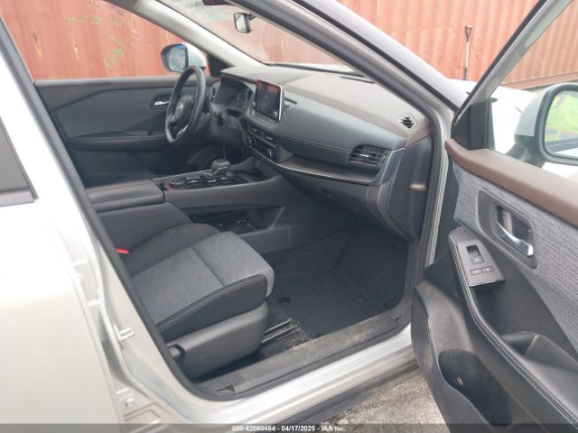 JN8BT3BB5PW200237 Nissan Rogue Sv Intelligent Awd
