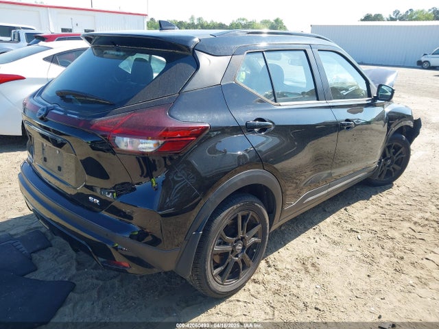 3N1CP5DV1NL490215 Nissan Kicks Sr Xtronic Cvt