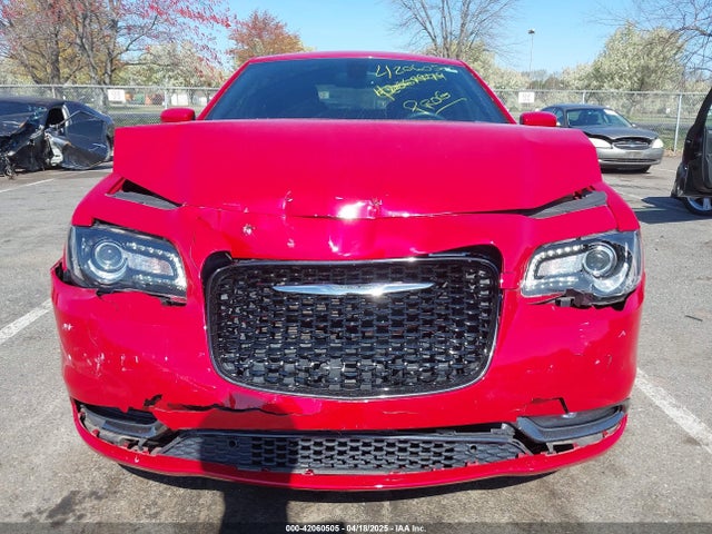 2C3CCAGGXGH117091 Chrysler 300 300s