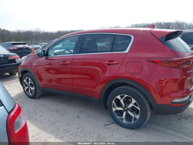 KNDPMCAC3M7901633 KIA Sportage Lx