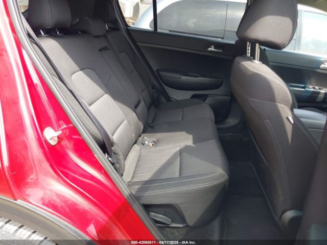KNDPMCAC3M7901633 KIA Sportage Lx
