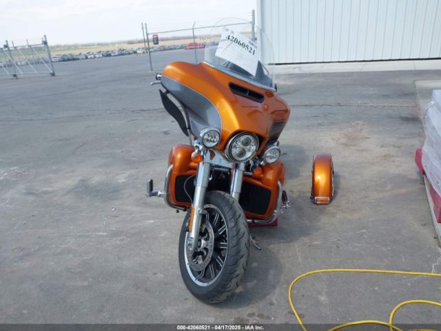 2015 HARLEY-DAVIDSON FLHTCU 1HD1FCM17FB651354 Photo 4