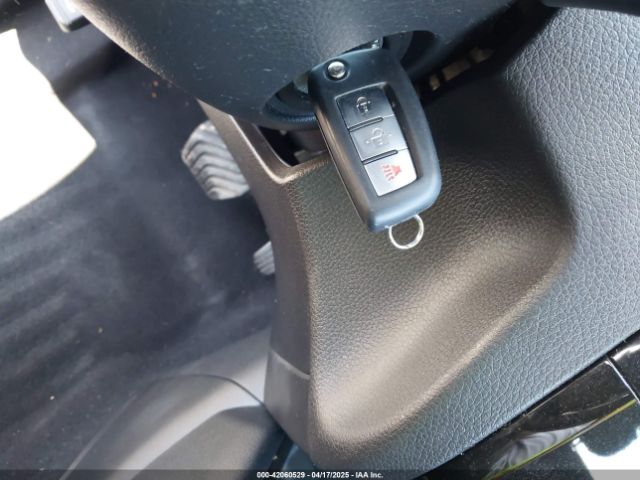 JN1BJ1CP4HW016685 Nissan Rogue Sport S