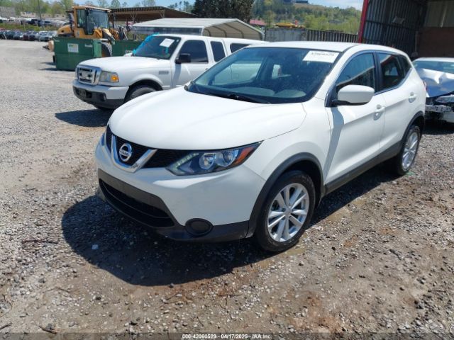 JN1BJ1CP4HW016685 Nissan Rogue Sport S