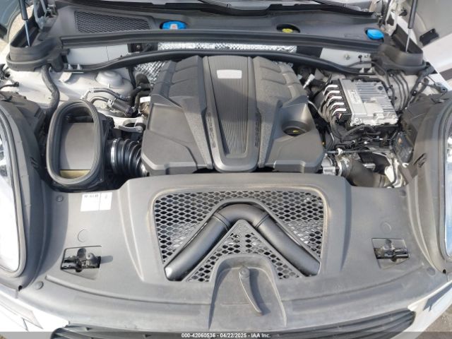 WP1AB2A5XKLB32154 Porsche MACAN S