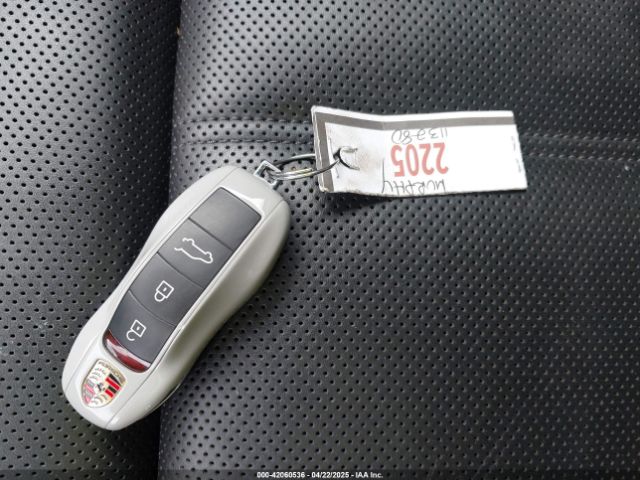 WP1AB2A5XKLB32154 Porsche MACAN S