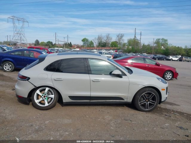 WP1AB2A5XKLB32154 Porsche MACAN S
