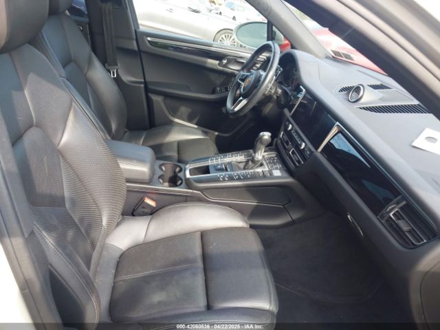 WP1AB2A5XKLB32154 Porsche MACAN S