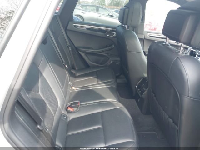 WP1AB2A5XKLB32154 Porsche MACAN S