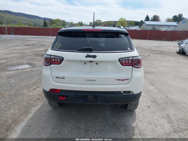 3C4NJDDBXHT500588 Jeep New Compass Trailhawk 4x4