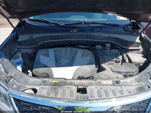 5XYKTDA70FG604220 KIA Sorento Lx V6