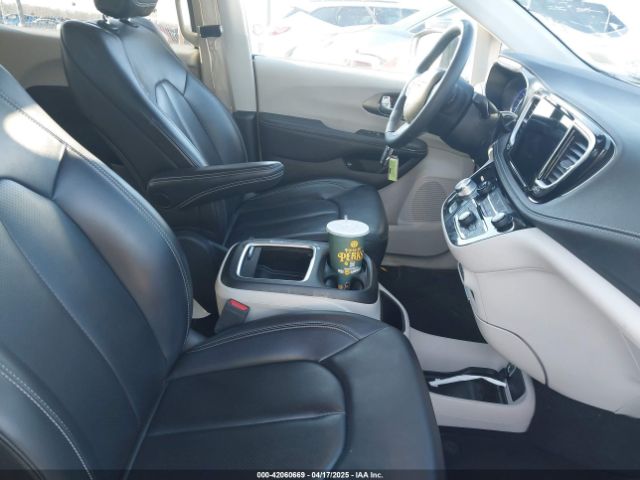 2C4RC1L74PR562240 Chrysler Pacifica Hybrid Touring L