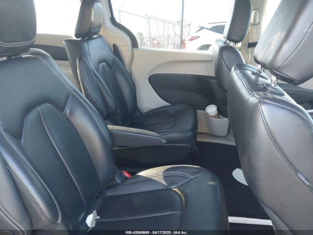 2C4RC1L74PR562240 Chrysler Pacifica Hybrid Touring L