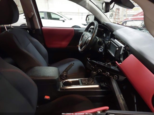 3TMCZ5AN7KM232265 Toyota Tacoma Sr5 V6