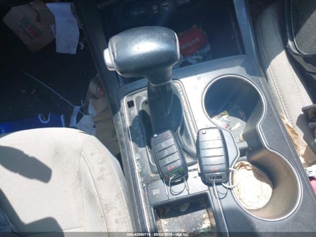5XYPG4A3XKG590330 KIA Sorento 2.4l Lx