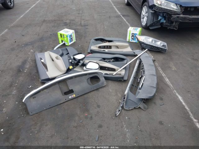 5XYPG4A3XKG590330 KIA Sorento 2.4l Lx