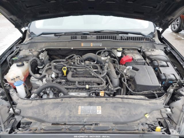 3FA6P0HD8KR250818 Ford FUSION SE