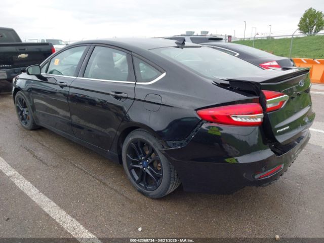 3FA6P0HD8KR250818 Ford FUSION SE