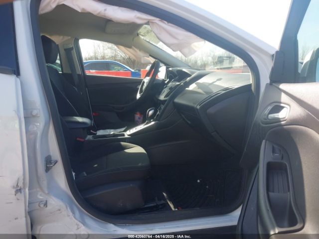 1FADP3K2XHL239407 Ford FOCUS SE