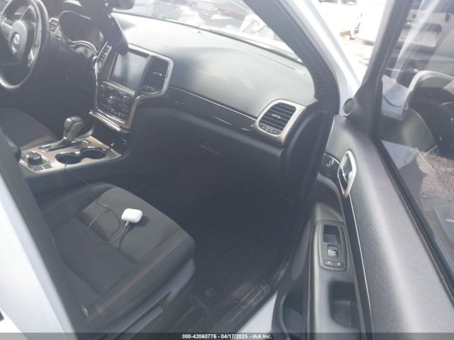 1C4RJFAG1GC425884 Jeep Grand Cherokee 75th Anniversary