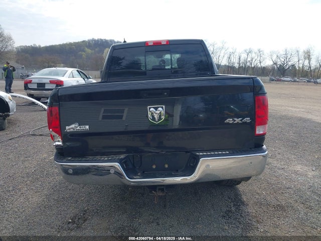 1C6RR7LG3HS859511 RAM 1500 Big Horn  4x4 5'7 Box