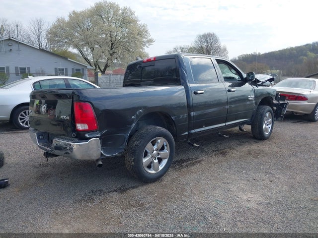 1C6RR7LG3HS859511 RAM 1500 Big Horn  4x4 5'7 Box
