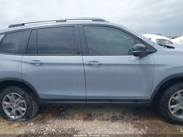 5FNYF8H69SB012063 Honda Passport Awd Trailsport