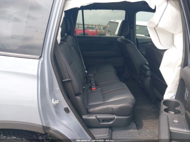 5FNYF8H69SB012063 Honda Passport Awd Trailsport