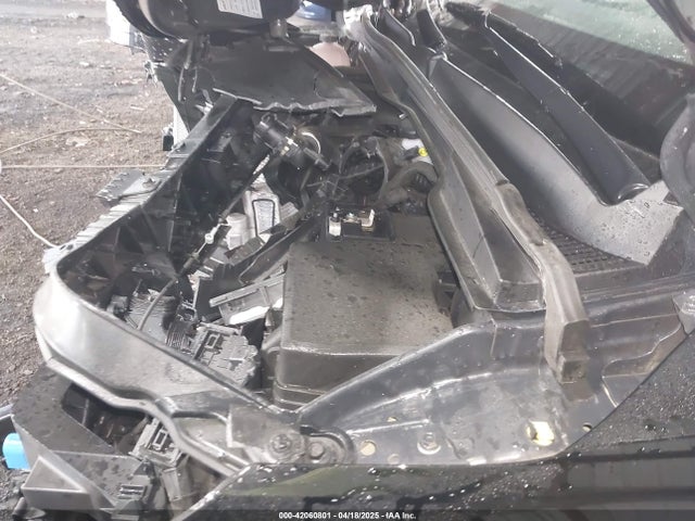 KNDNC5H39R6406040 KIA Carnival Mpv Ex
